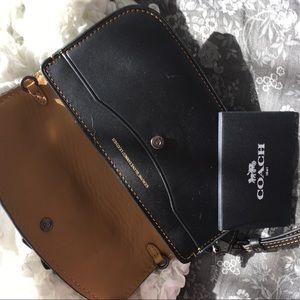 COACH NEW YORK Tea Rose App Clutch